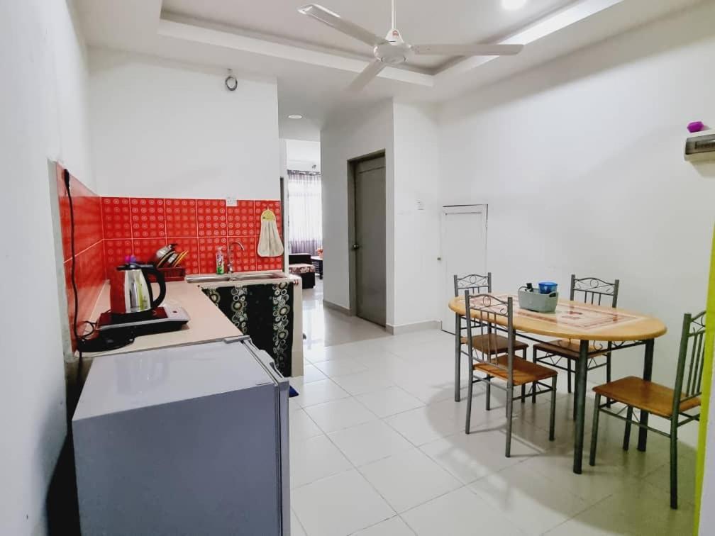 Dane & Shue Hotel Kok Lanas Kampong Kok Lanas Bagian luar foto